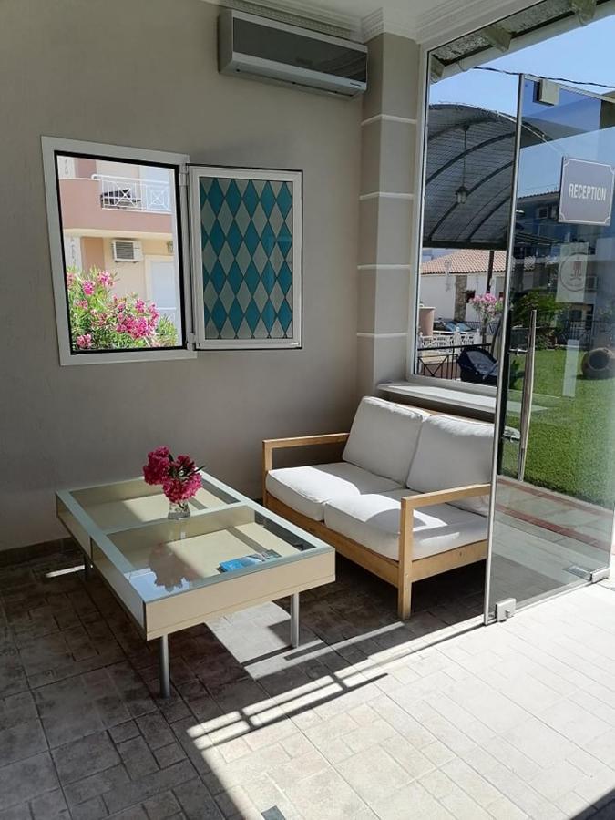 Pfaffenhofen Appartement Vrasná Buitenkant foto