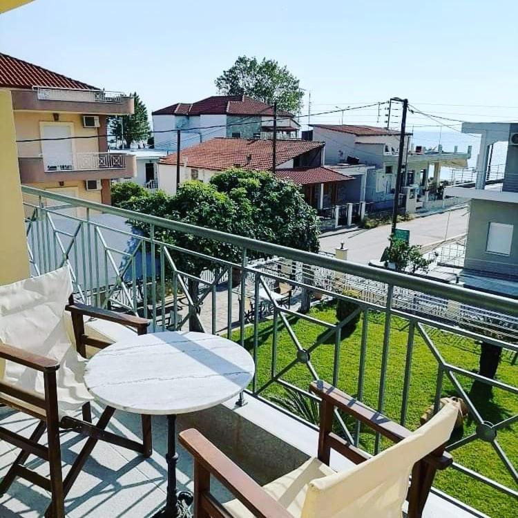 Pfaffenhofen Appartement Vrasná Buitenkant foto