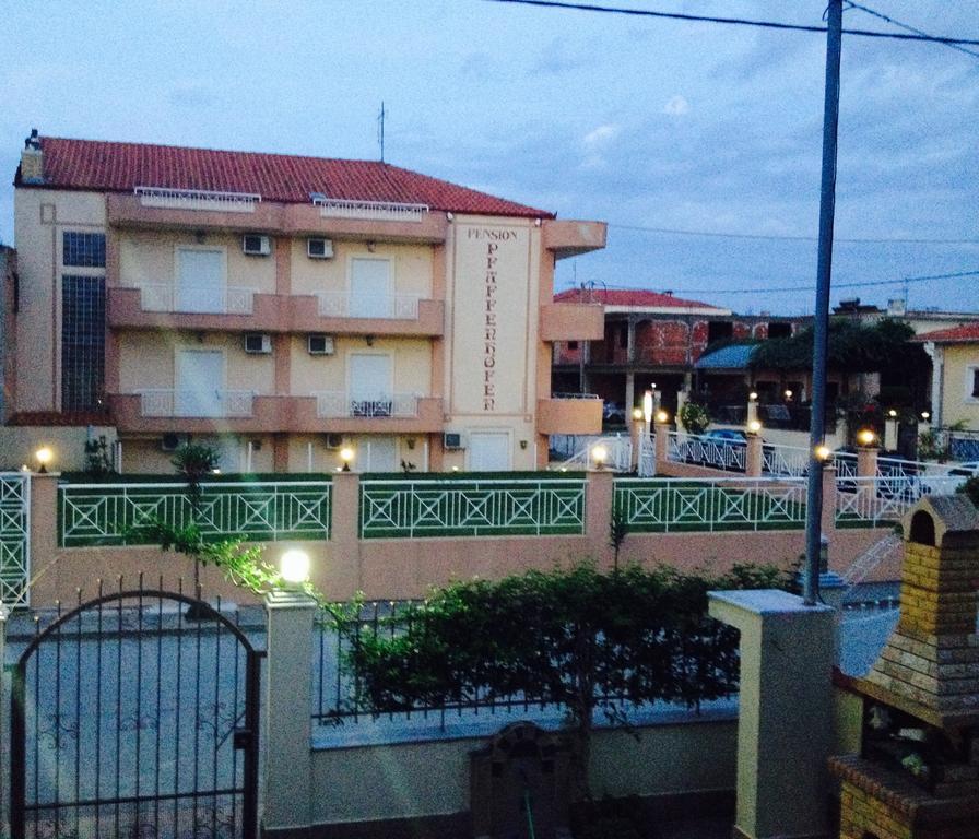 Pfaffenhofen Appartement Vrasná Buitenkant foto