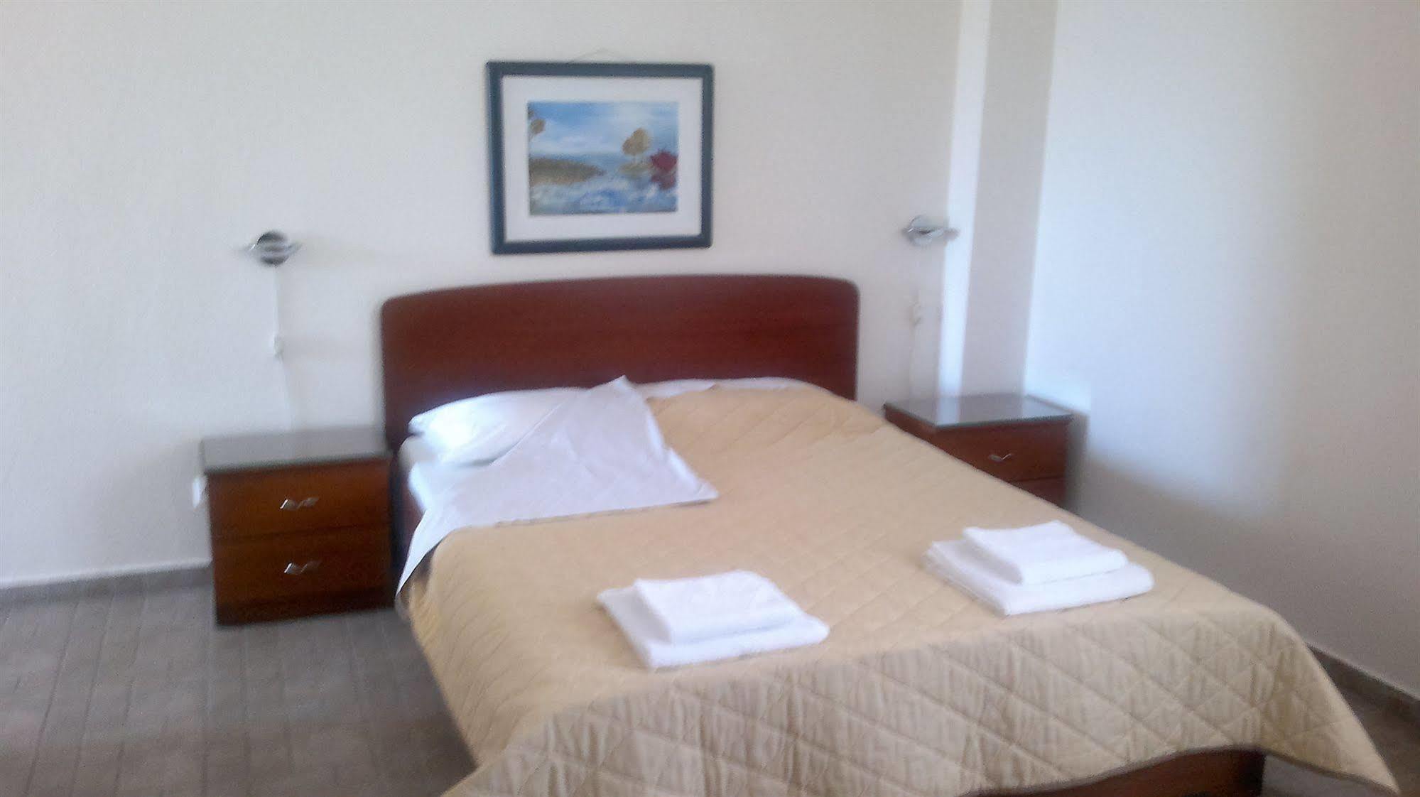 Pfaffenhofen Appartement Vrasná Buitenkant foto